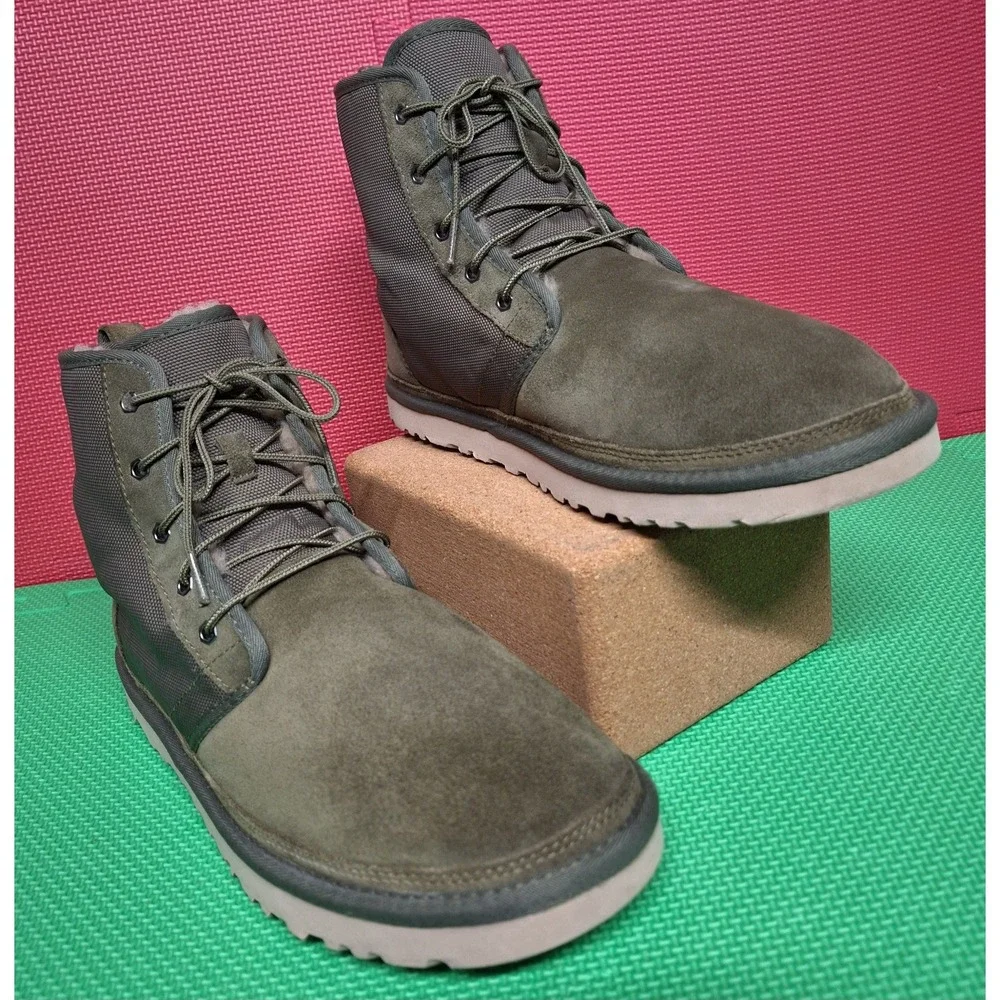 UGG this super
